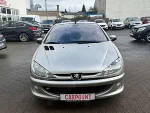 Peugeot 206 CC Roland Garros TÜV NEU !!! LEDER/AUTOMATIK Bild 2