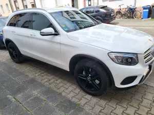 Mercedes-Benz GLC 250 GLC 250 4Matic 9G-TRONIC AMG Line Bild 4