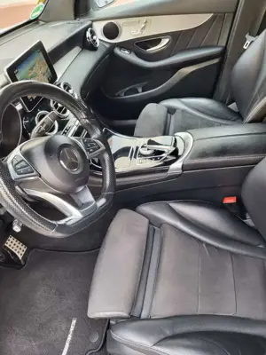 Mercedes-Benz GLC 250 GLC 250 4Matic 9G-TRONIC AMG Line Bild 3