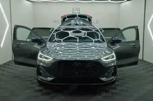 Ford Focus Ford Focus ST-Line LED Matrix DCT ACC BO Blis