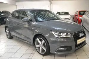 Audi A1 SPORTBACK 1.4 TFSI S-LINE SPORT *NAVI*TEILLEDER* Bild 2