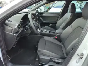 CUPRA Leon 1.5 eTSI Navi Digitales Cockpit LED Sperrdiff. ACC Bild 5