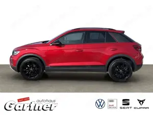 Volkswagen T-Roc 1.0 TSI BLACK STYLE REAR VIEW STANHZG LED AHK NAV