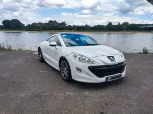 Peugeot RCZ