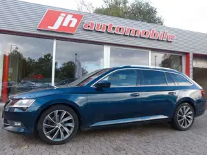 Skoda Superb Combi LK 4x4*Kamera*AHK*Leder*Xenon