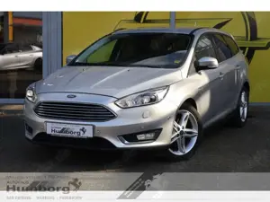 Ford Focus Turnier 1.5 EcoBoost Titanium Navi Bi-Xenon Kurven