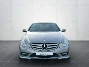 Mercedes-Benz E 250 CGI Coupe AMG-Line*Aut.*Panorama*Xenon* Bild 2