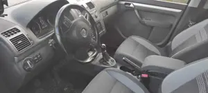 Volkswagen Touran Touran 2.0 TDI DPF Life Panorama Bild 3