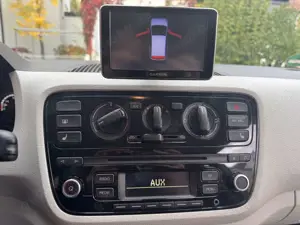 Volkswagen up! move TÜV 03/27 Bild 3