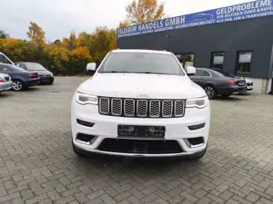Jeep Grand Cherokee 3.0 CRD Summit,,LEDER,NAVI,PDC+ Bild 3
