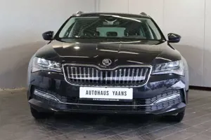 Skoda Superb Ambition iV 1.4 TSI AID+KAM+LED+19"+AHK Bild 2