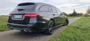 Mercedes-Benz E 300 E-Klasse T-Modell Diesel Plugin Hybrid AMG Line Bild 4