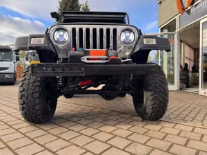 Jeep Wrangler TJ°IIIIIII° 4.0Einsatzwagen restauriert Bild 3