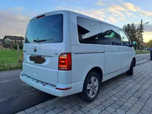 Volkswagen T6 Multivan Multivan DSG Kurz Highline Bild 5