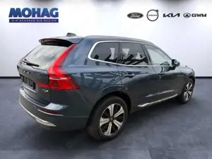 Volvo XC60 T6 Plug-In Hybrid AWD Plus Bright mit Panorama,360 Bild 3