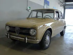 Alfa Romeo Giulia 1300 TI mit 1600er Motor, ungeschweisst, Top ! Bild 3