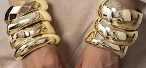 Armreifen, Perlenketten, Ringe und Ohrringe abzugeben  Bild 7