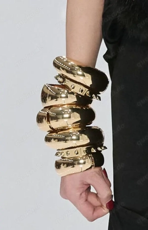 Armreifen, Perlenketten, Ringe und Ohrringe abzugeben  Bild 2