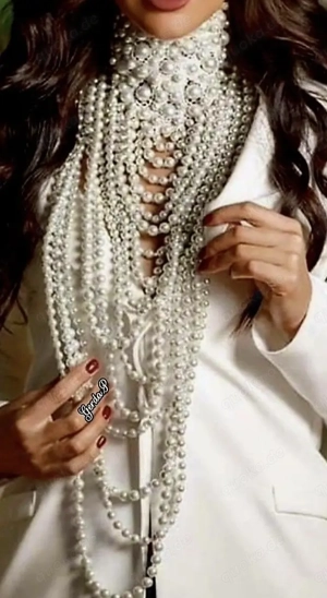 Armreifen, Perlenketten, Ringe und Ohrringe abzugeben  Bild 9