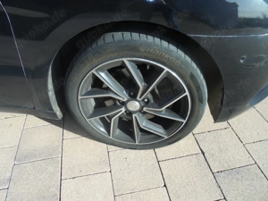 Hyundai  I 40 CRDI BJ 5 2019 Diesel TÜV 5 26 Automatik Neupr75,000 Bild 5