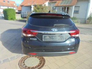 Hyundai  I 40 CRDI BJ 5 2019 Diesel TÜV 5 26 Automatik Neupr75,000 Bild 4