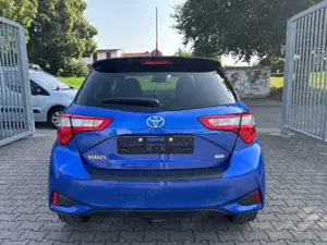 Toyota Yaris Style Selection/Automatik/viele Extras! Bild 5