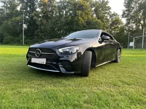 Mercedes-Benz E 300 AMG-Paket / Night-Paket / Widescreen / Distornic+