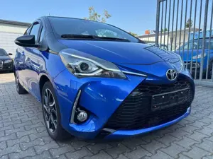 Toyota Yaris Style Selection/Automatik/viele Extras! Bild 2