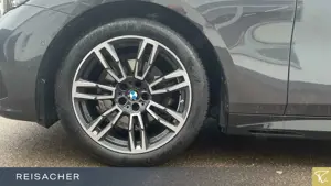 BMW 520 d A Tou M-Sport,Pano,AHK,ACC,StdHzg,PAProf Bild 3