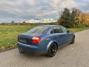 Audi A4 2.0 Klima GSD BOSE Sound System AHK Scheckheft