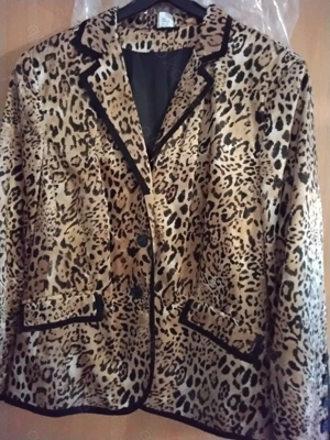 Schöner  Eleganter  Damen  Blazer  in grösse  50 Bild 4