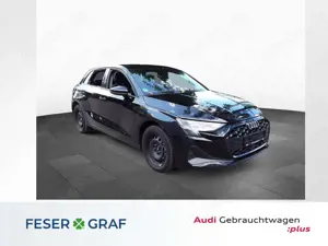 Audi A3 30 TFSI S tronic-LED-Car Play-SHZ