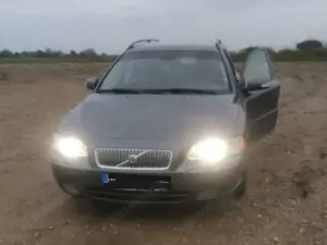 Volvo V70 V70 2.4D Aut. Momentum