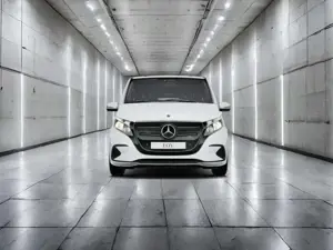 Mercedes-Benz EQV 300 Lang NAVI+SHZ+TOTWINKEL Bild 2