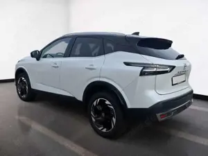 Nissan Qashqai Xtronic n-connecta Zweifarb+HUD+eHeckkl+Winter+Nav Bild 4