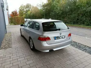 BMW 525 525i Touring * Sitzheizung * Navi * Tempomat Bild 4