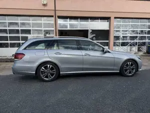Mercedes-Benz E 350 E 350 CDI BlueTEC T -Avantgarde