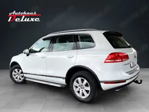 Volkswagen Touareg 3,0 TDI 4M NAVI-360°KAMERA-PANORAMA-AHK Bild 5