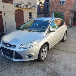 Ford Focus 1.6 Ti-VCT Trend