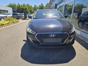 Hyundai i30 1,4 T-GDI LED Navi SHZ Kamera Klimaaut Bild 3