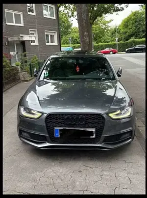 Audi A4 3.0 TDI Quattro S tronic top gepflegt