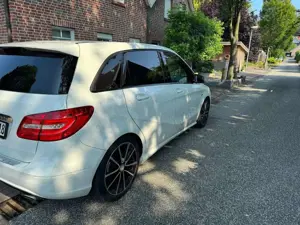 Mercedes-Benz B 180 CDI BlueEFFICIENCY EDITION 1