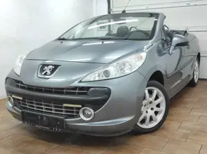 Peugeot 207 Sport *TÜV NEU* KLIMAA SHZ CABRIO PDC LEDER ESP