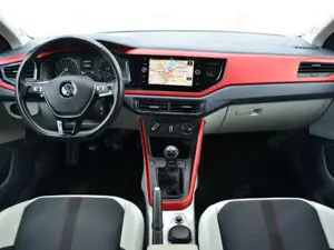 Volkswagen Polo 1.0 TSI 95 PS Beats AHK/LED/NAVI/BEATS-SOUND/16-Z Bild 5