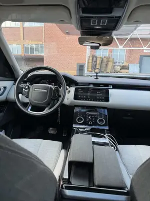 Land Rover Range Rover Velar 3.0d R-Dynamic HSE (8-FACH; Massages; Sitzbel.) Bild 4