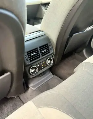 Land Rover Range Rover Velar 3.0d R-Dynamic HSE (8-FACH; Massages; Sitzbel.) Bild 5