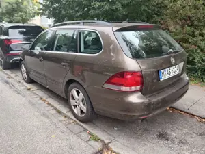 Volkswagen Golf Variant Golf Variant 1.6 TDI DPF DSG Comfortline Bild 3