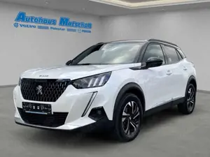 Peugeot 2008 GT Panodach Navi Digitales Cockpit LED Klimaautom