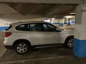 BMW X1 X1 xDrive18d Aut. Advantage Bild 3
