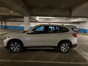BMW X1 X1 xDrive18d Aut. Advantage Bild 2